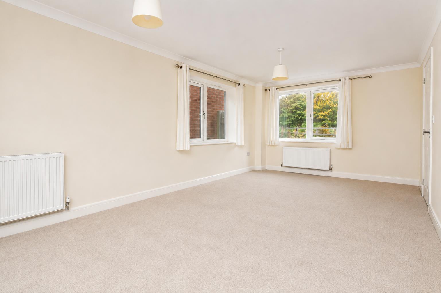 Lowery Crescent, Oxley Park, Milton Keynes